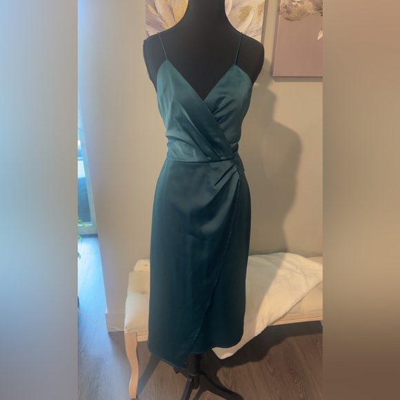 Lulus Dresses & Skirts - Lulus Teal Wrap Midi Dress Christmas Outfit size Medium